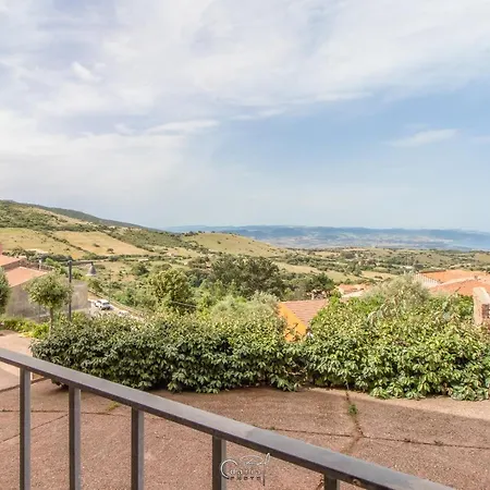 Family With Swimming Pool Apartment Trinita d'Agultu e Vignola
